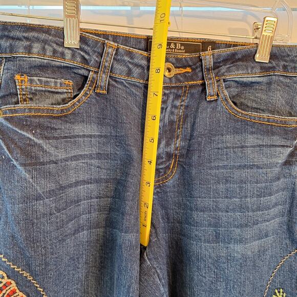 L& B Size 6 Embroidered Boyfriend Jeans - Picture 5 of 12